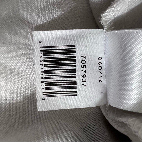 𝅺cece Black and White Velour and Lace Dress - Picture 12 of 12